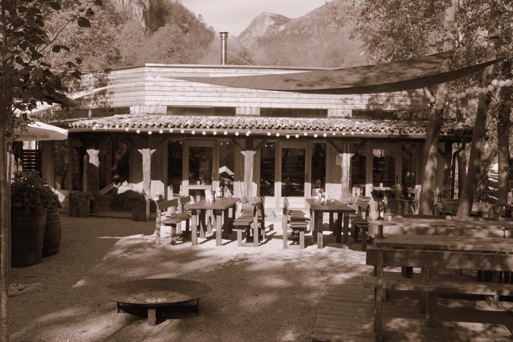 Hotel Pocitniska Hisa Lazar Kobarid Exteriér fotografie